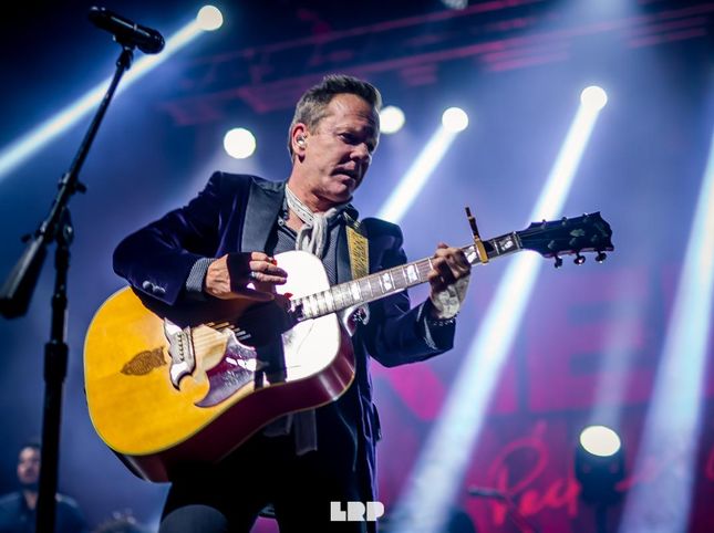 Кіфер Сазэрленд, канцэрт заўтра ў Мілане мяняе месца правядзення