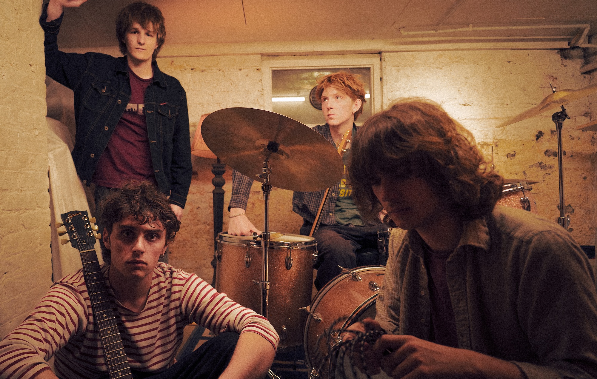 Tooth напрамляе юнацкую блытаніну ў велізарныя гранджавыя гімны