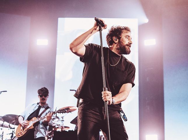 Сардэчна запрашаем у (Томасо) Рай