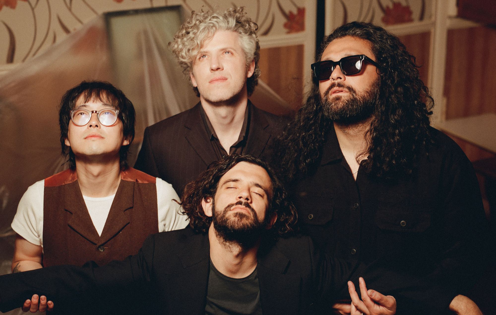 Gang of Youths гавораць пра тое, як лёгка ўвайсці ў новую эру на песні «Things Take Time»: «Гэта было як сапраўдны перарыў з мінулага»